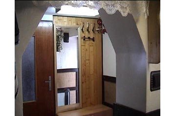 Češka Chata Hrčava, Eksterier
